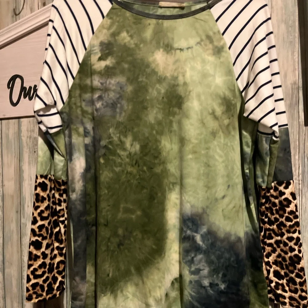 REB. In J. Brand Baseball Style Green Tie-Dye and Leopard Print Long Sleeve Top